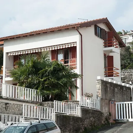 With A Parking Space - 12302 아파트 오파티아