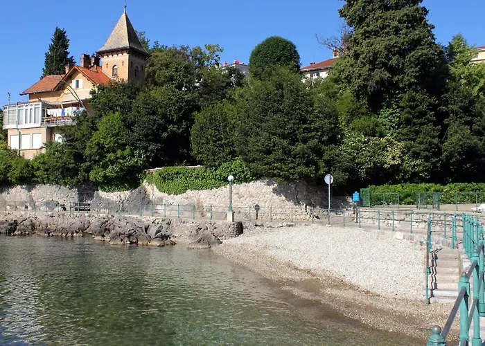 With A Parking Space - 12302 شقة