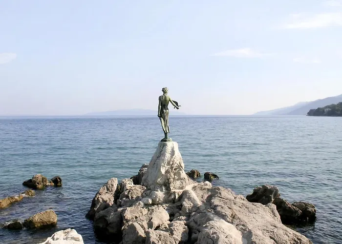 With A Parking Space - 12302 Opatija