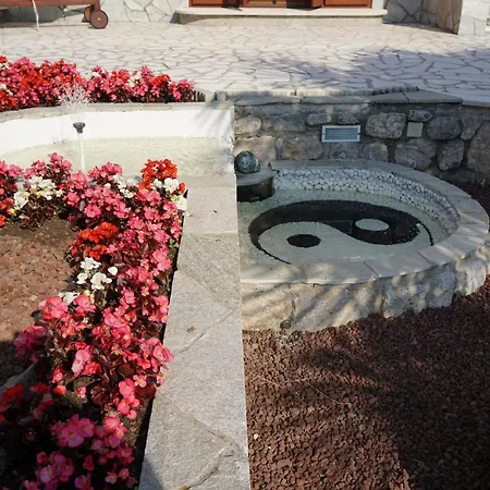 With A Parking Space - 12302 * אופטיה