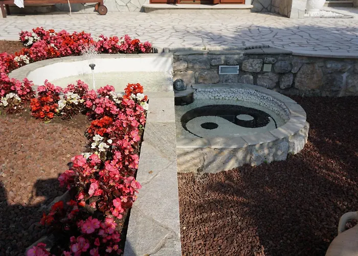 With A Parking Space - 12302 * אופטיה