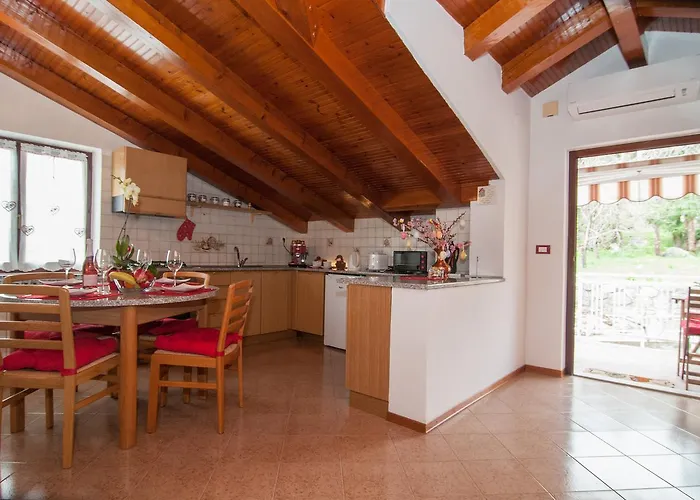 With A Parking Space - 12302