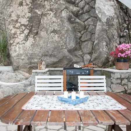 With A Parking Space - 12302 Apartamento